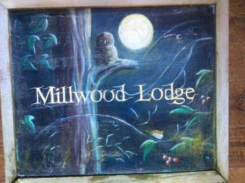 Bed & Breakfast Millwood Lodge