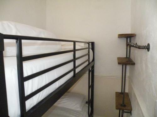 Vinnie's Family Hotel