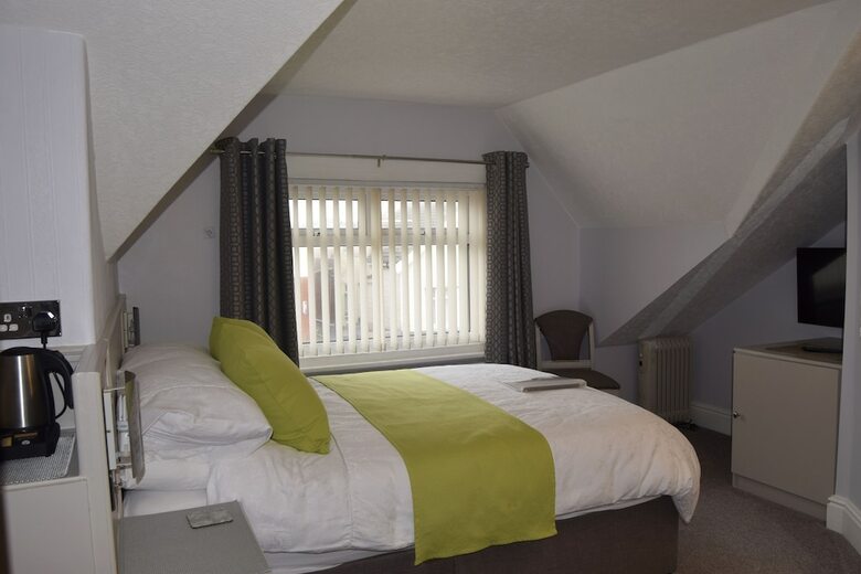 Hostal Avenue Guest House