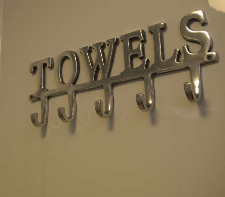 Hostal Avenue Guest House
