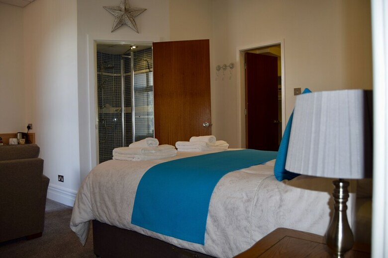 Hostal Avenue Guest House