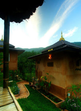 Hotel Monmaen Resort & Spa