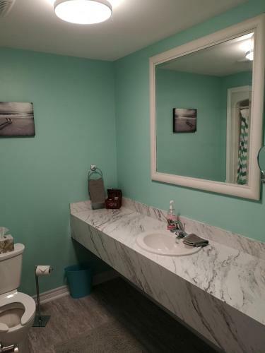Apartamento Canalside Restaurant, Inn & Kitchen Store
