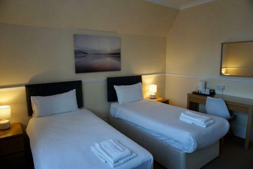Albany Hotel