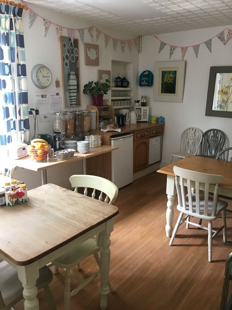 Hostal Glanville Guest House