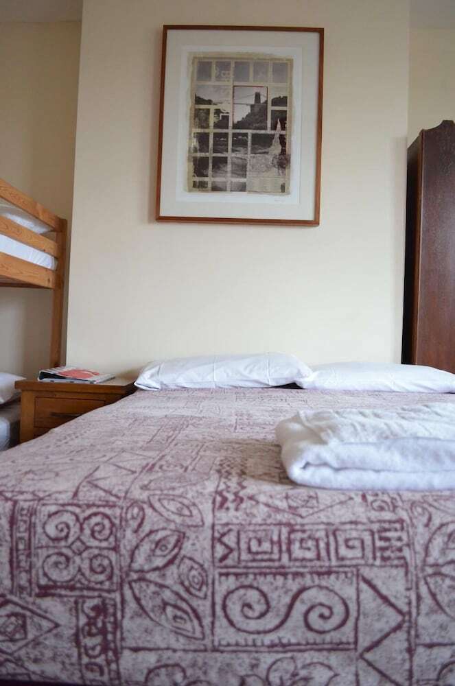 Hostal Glanville Guest House