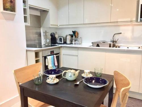 Modern 1 Bedroom Apartment In The City Centre
