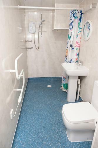 1 Bedroom Apartment By Gloucester Road