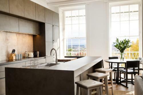 Luxurious Royal York Crescent Apartment