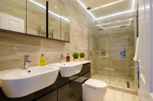 Apartamentos Large Property With Roof Terrace