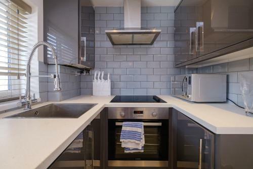 Apartamentos Large Property With Roof Terrace