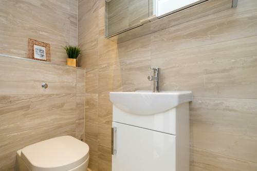 Apartamentos Large Property With Roof Terrace