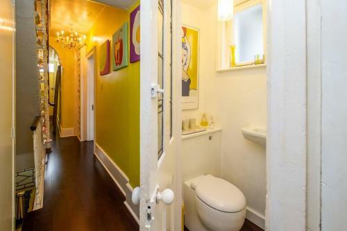 Apartamento Incredible Four Storey Grade II Listed Townhouse