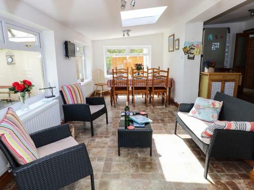 Lakelands, Burry Port