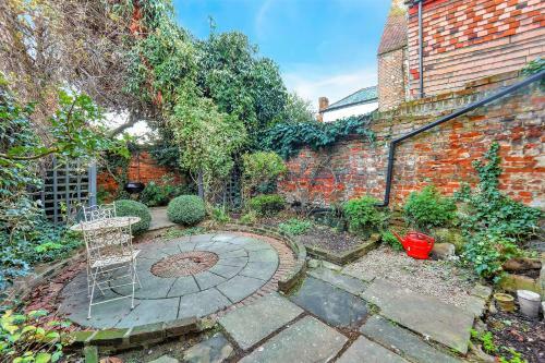 Hostal St Alphege, Canterbury - Fmp