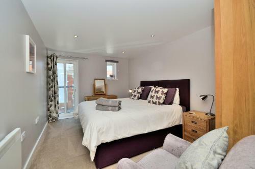 Racecourse Serviced Apartments