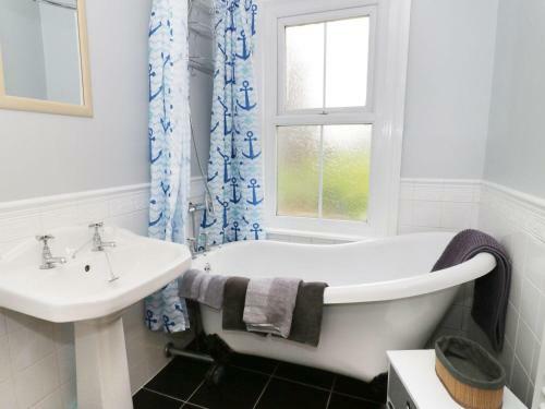 Havens End, Conwy