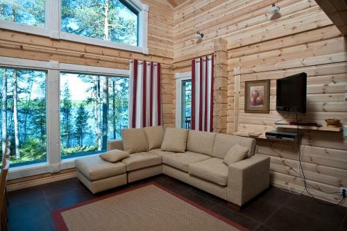 Lodge Hyv�l�n M�kit