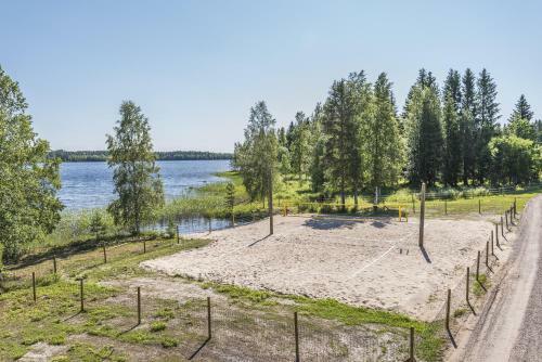 Lodge Hyv�l�n Talo