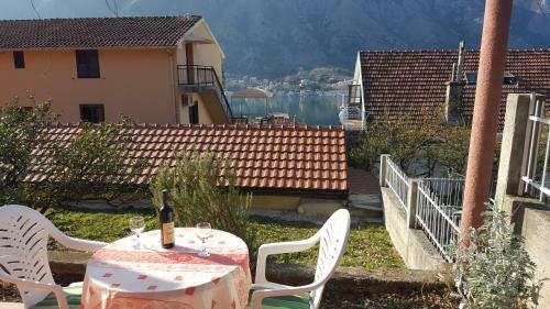 Apartments Lazarevi?