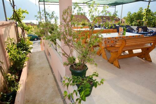 Apartments Kaludjerovic