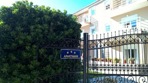 Apartments Dani