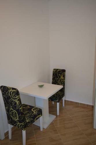 Apartments Coso