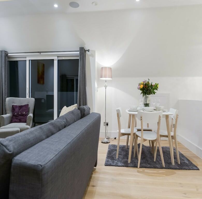 Ealing Apartments