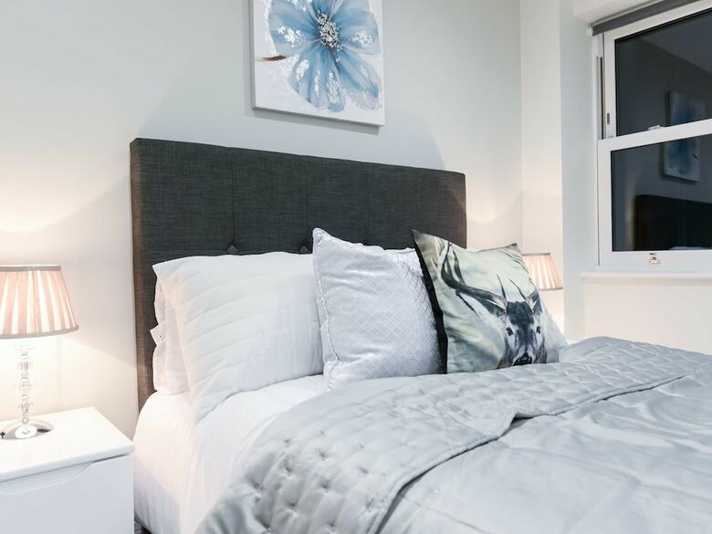 Ealing Apartments
