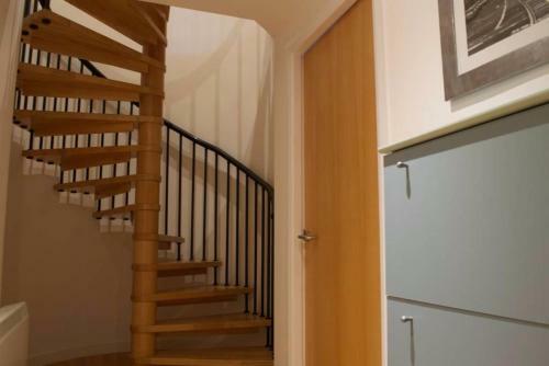 3 Bedroom Apartment With Private Roof Terrace Accommodates 8