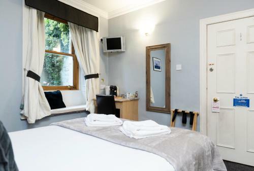 Hostal Claremont Guesthouse