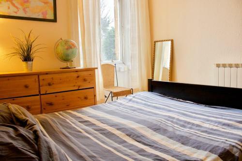 Character Apartment In The Heart Of Morningside