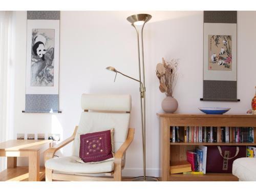 Elegant & Modern Apartment In Central Edinburgh