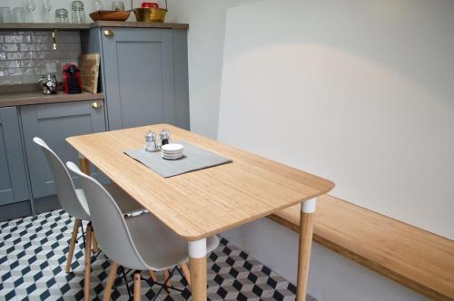 Apartamento 1 Bedroom Flat In Edinburgh's New Town Accommodates 4