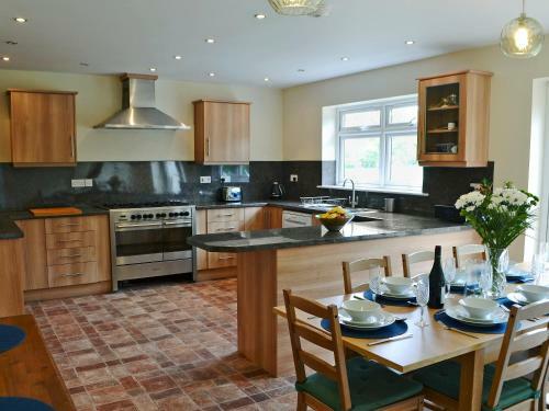 Elm Croft