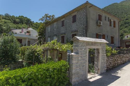 Djurovic Apartments Montenegro