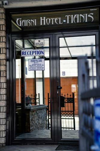 Apartamentos Garni Hotel Tianis