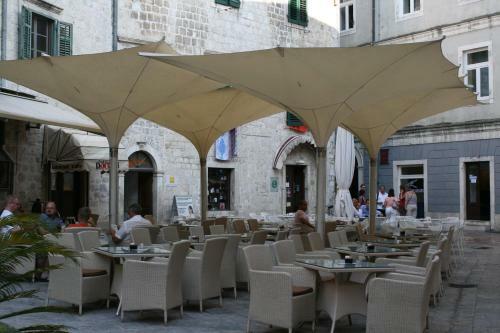 Hostal Guest House Forza Lux
