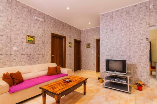 Kotor Emerald Apartments