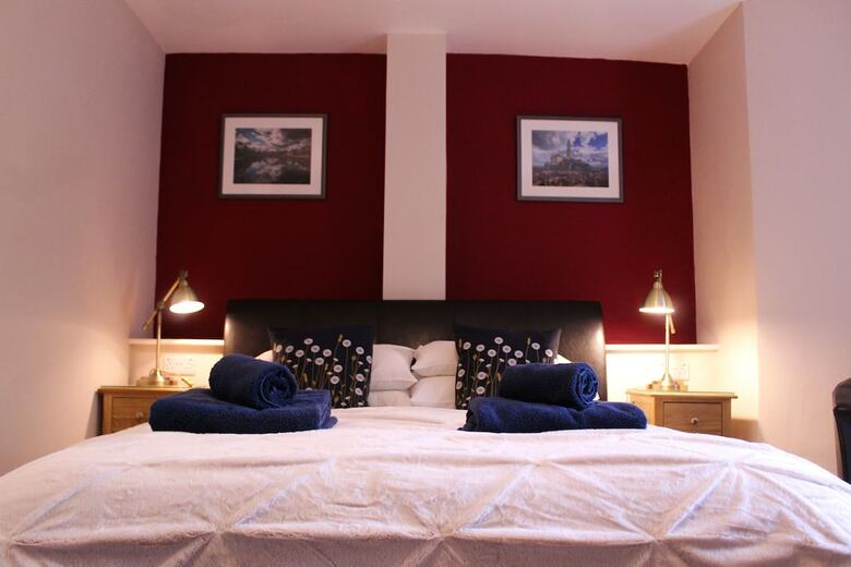 Hostal Acomb Lodge