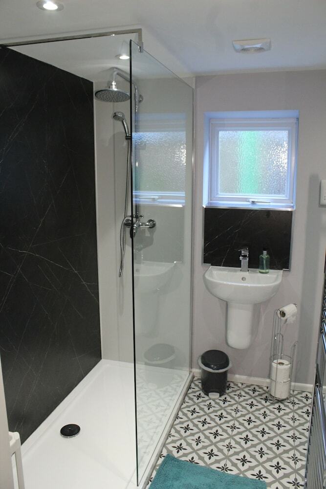 Hostal Acomb Lodge