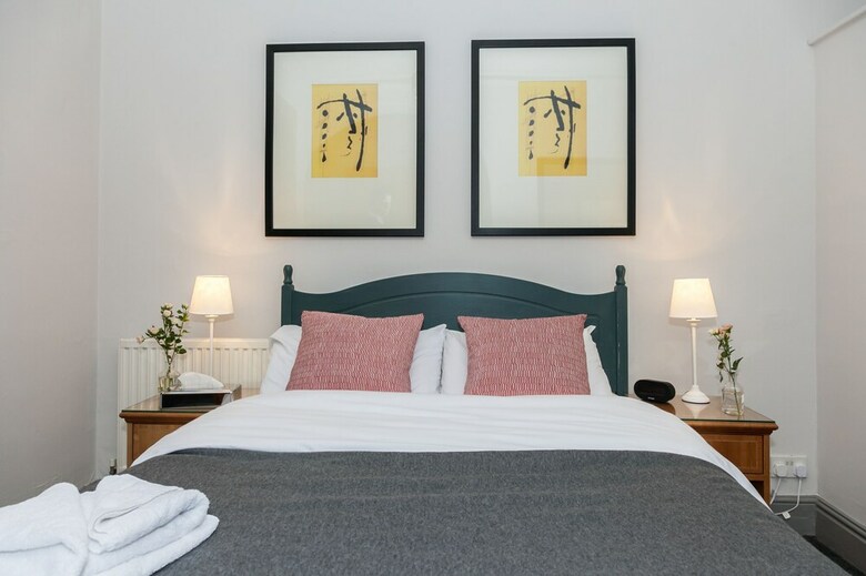 Hotel Townhouse No 12