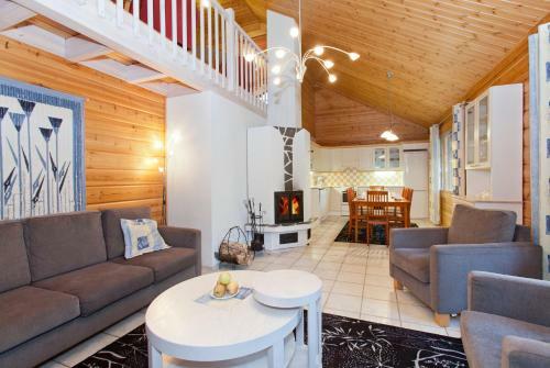 Apartamentos Holiday Club �ht�ri Villas