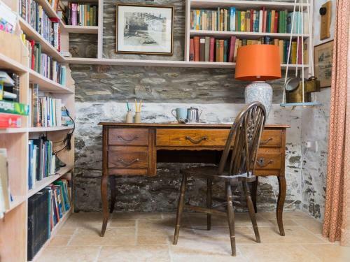 Island House, Cornwall