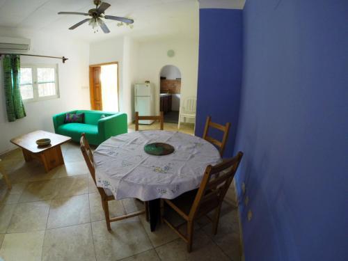 Sanchaba Yellow Apartments