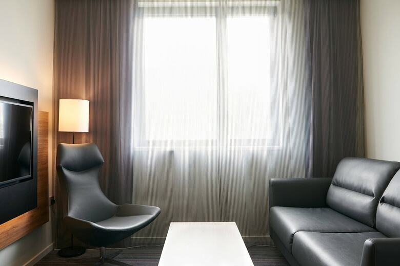 Hotel Moxy Edinburgh Airport