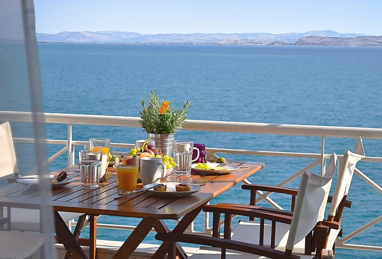 Meli Apartments & Villas