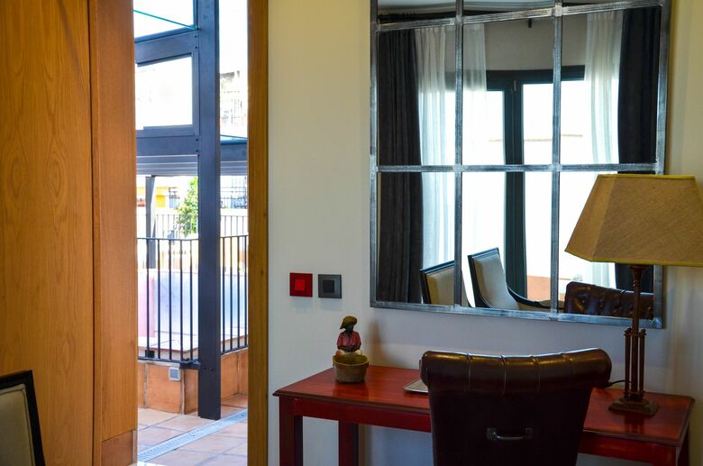 Hotel Aguilas 5 Sevilla Suites