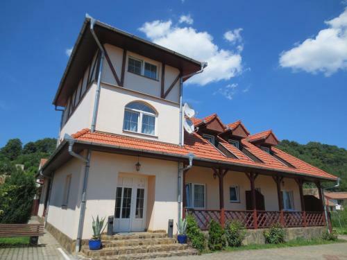 Hostal Pensiunea Hera