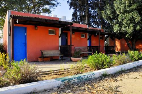 Gan Hakramim Country Lodging